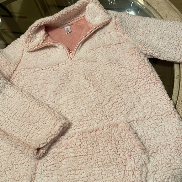 just be Tops - Super cute and cozy